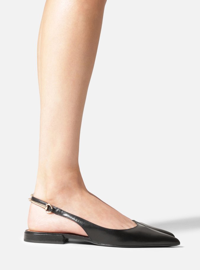 Sapatilha Preta Couro Bico Fino Slingback Metais
