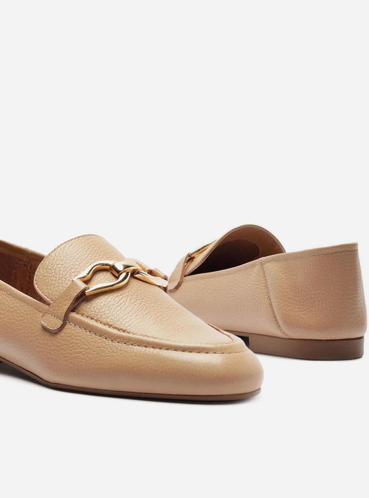 Loafer Bege Couro Bico Redondo Bridão Dourado — foto 4