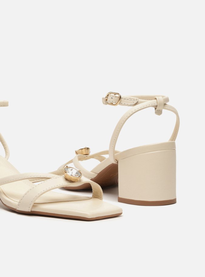 Sandália Off-White Salto Bloco Baixo