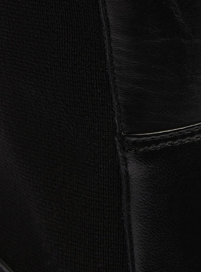 Bota Preto Couro Cano Médio Elástico Montaria