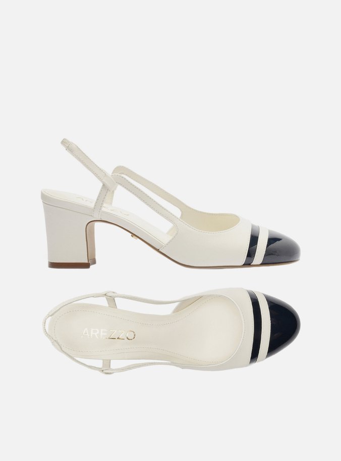 Scarpin Branco Couro Bloco Cap Toe Marinho