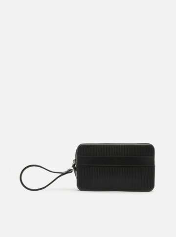 Arezzo — Clutch Preta Pequena Brizza