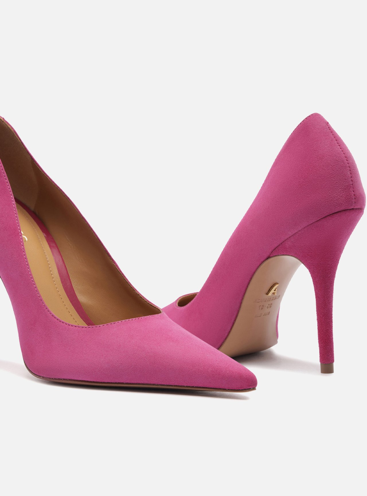 Scarpin Rosa Camurça Salto Fino Essencial 100 — foto 4