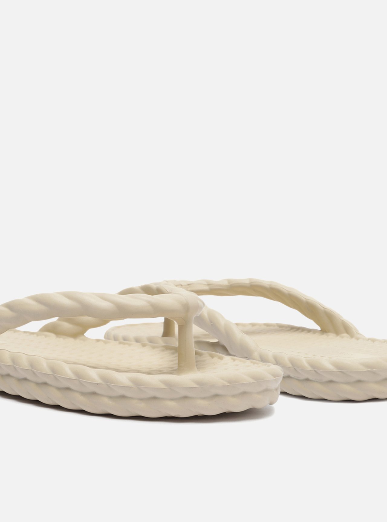 Chinelo de Dedo Off-White Marrocos Brizza — foto 5