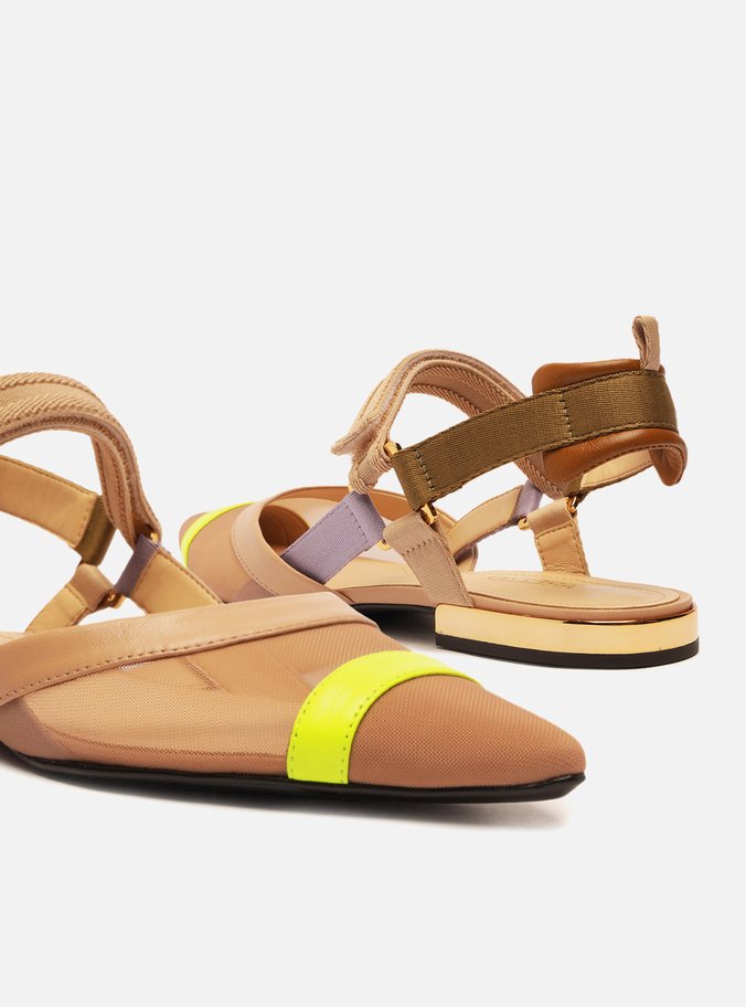 Sapatilha Bege Color Bico Fino Aberta Sport
