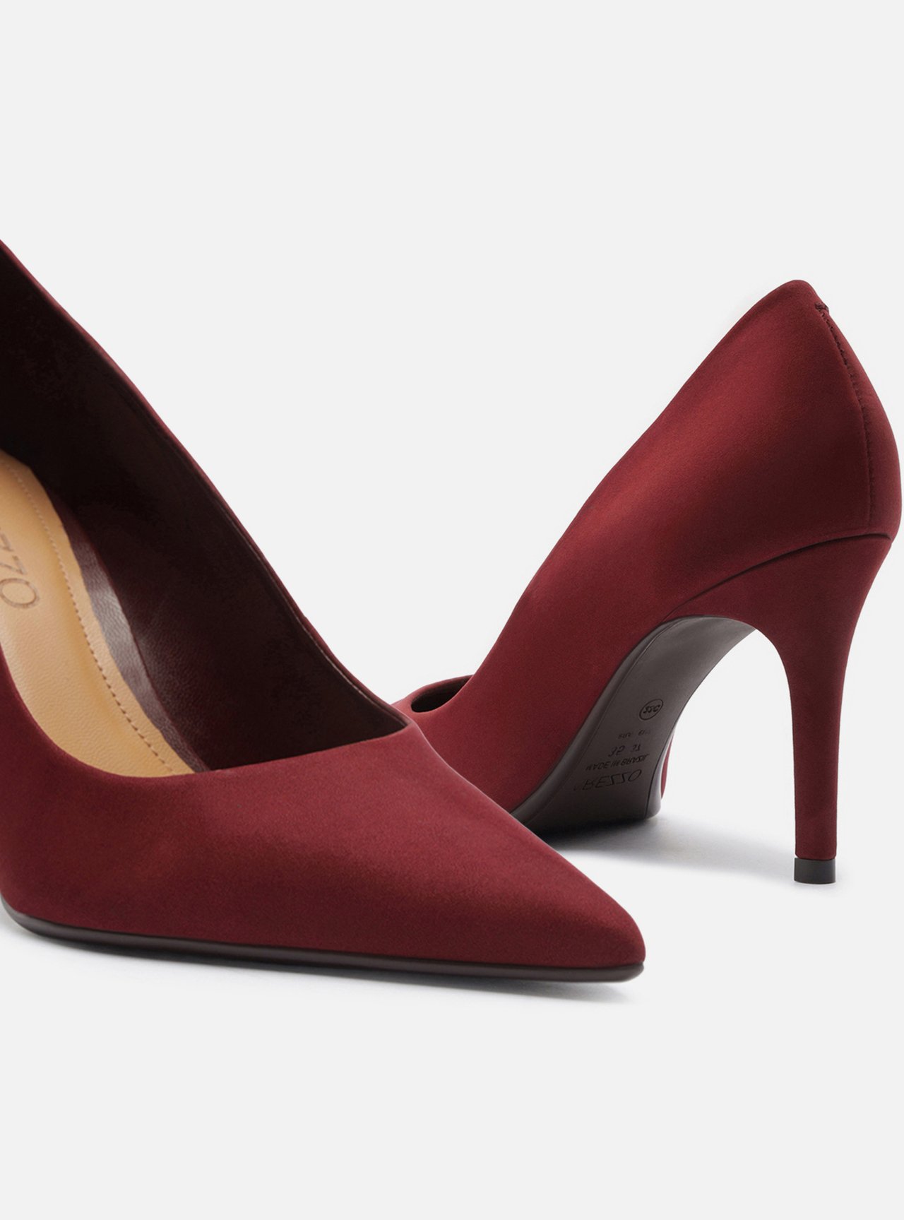Scarpin Vermelho Couro Salto Médio Fino Metalizado — foto 4