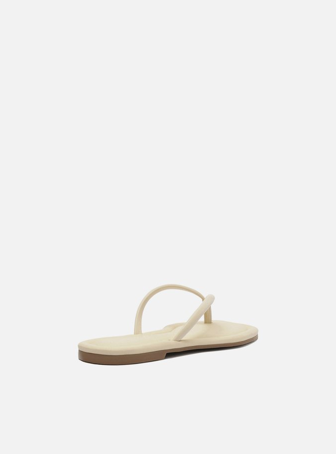 Rasteira Branca Flip Flop Bico Quadrado