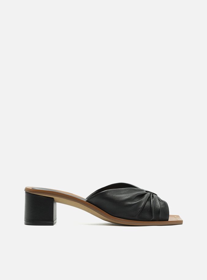 Mule Preto Bloco Drapeada