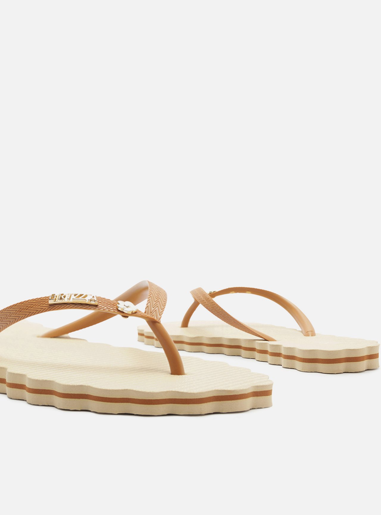 Chinelo de Dedo Marrom Flatform Metais Brizza — foto 4