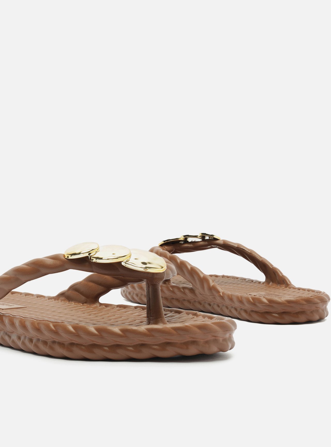 Chinelo de Dedo Marrom Bico Redondo Brizza — foto 4