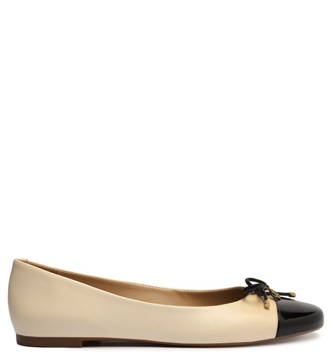 Sapatilha Off-White Couro Cap Toe Laço