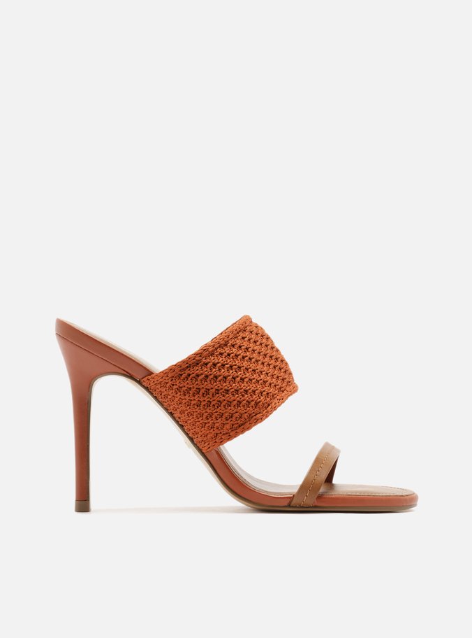 Sandália Vermelha Crochê Salto Alto Tira Couro