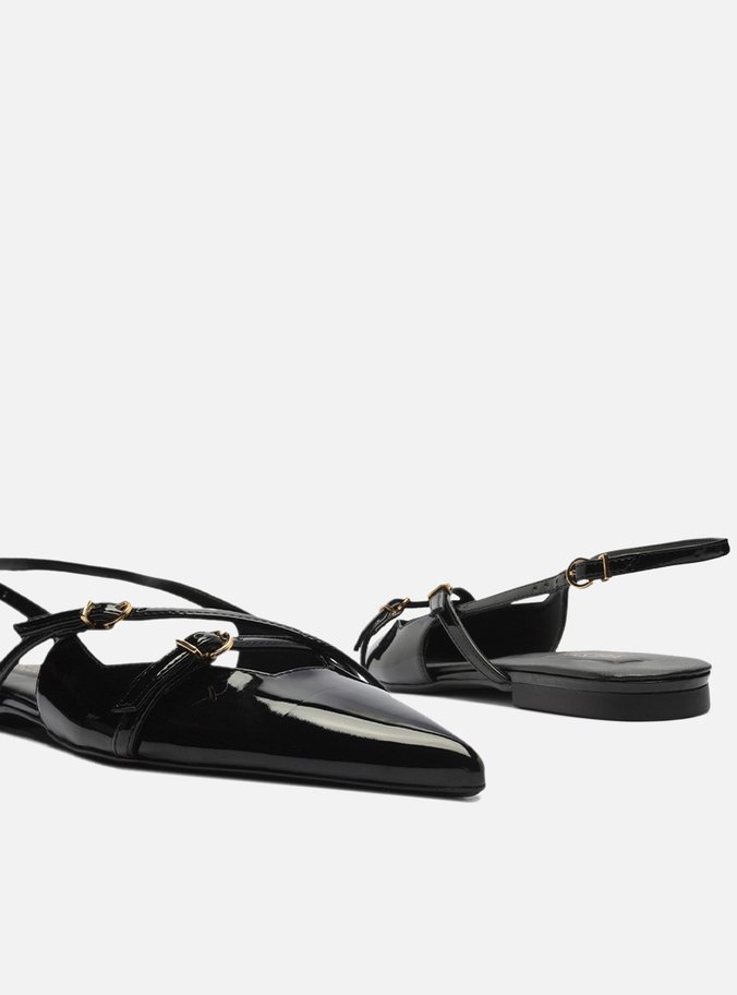 Sapatilha Preta Verniz Slingback Tiras Fivelas