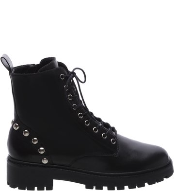 Coturno Preto Couro Sola Tratorada Cravos