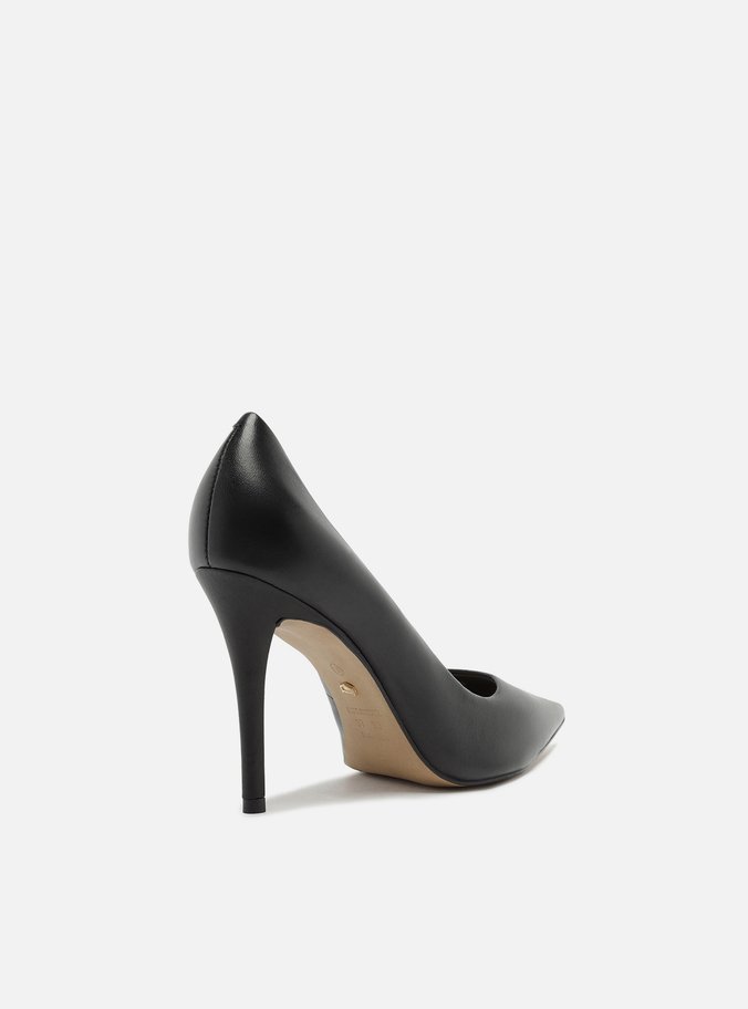 Scarpin Preto Couro Salto Alto Fino Bico Fino