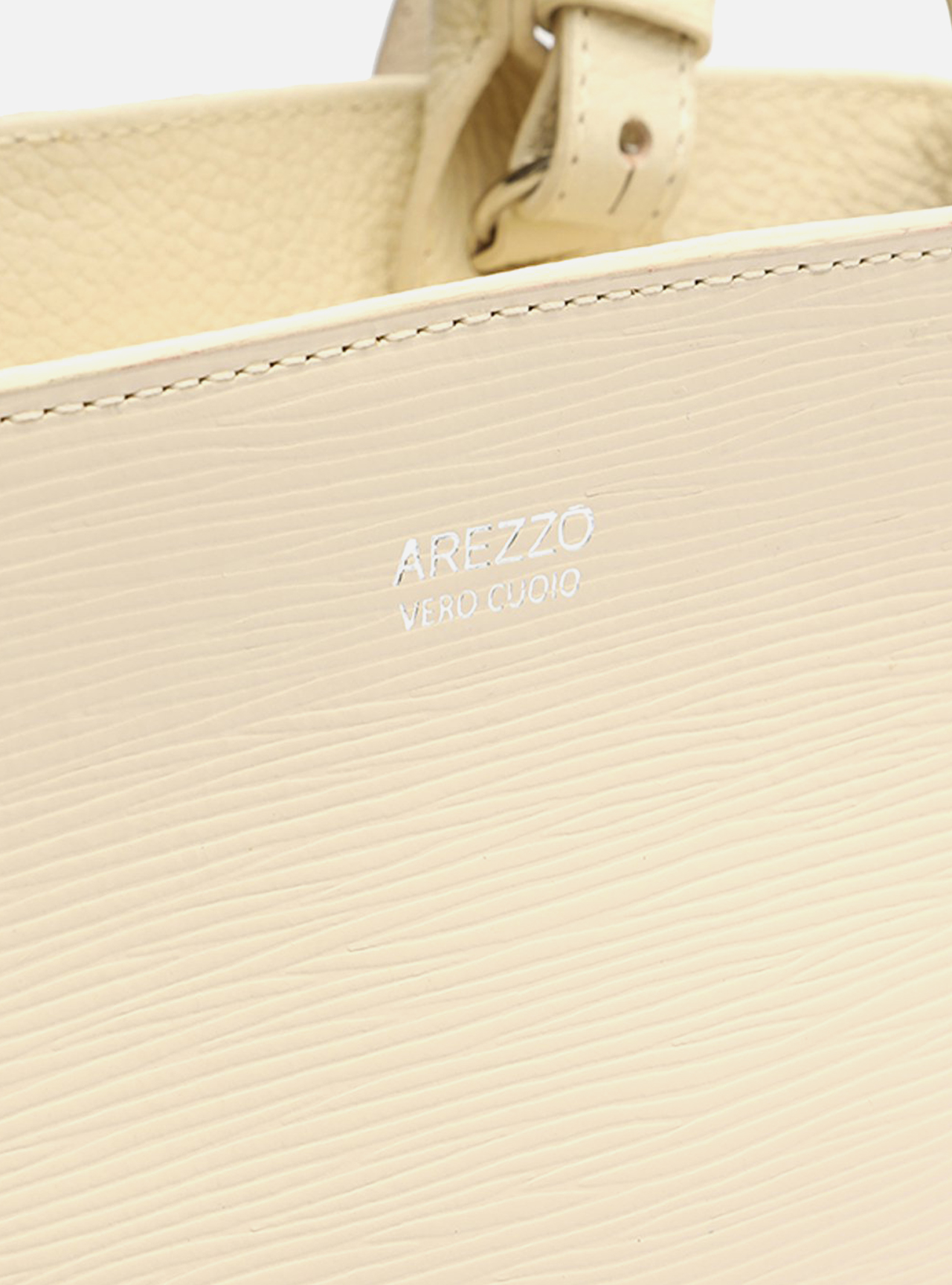 Bolsa Tote Off-White Couro Wave Bella Média — foto 5
