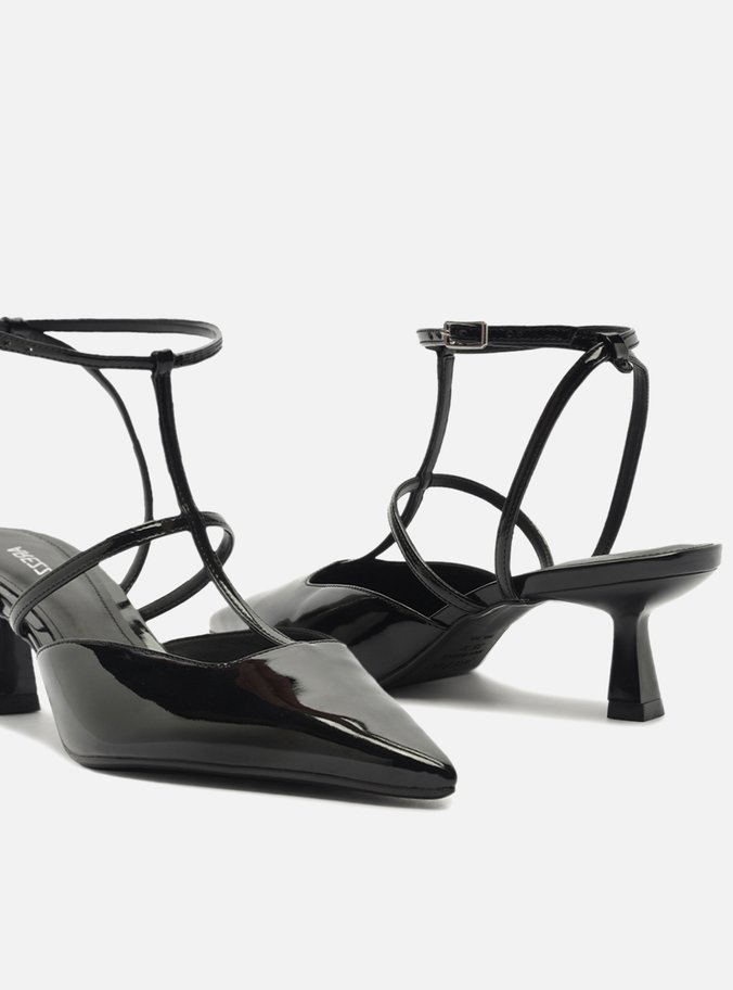 Scarpin Preto Verniz Salto Médio Aberto Tiras
