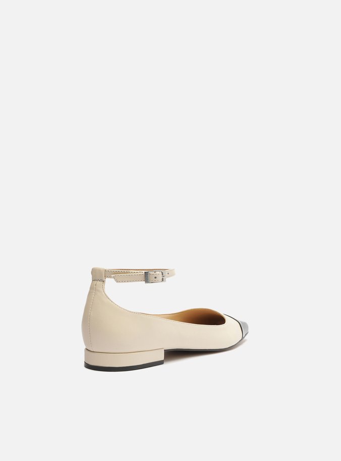 Sapatilha Boneca Branca Couro Cap Toe Fivela