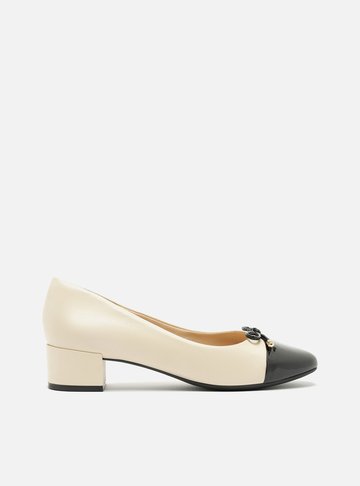 Scarpin Multineutro Branco Couro Salto Baixo Laço Soft