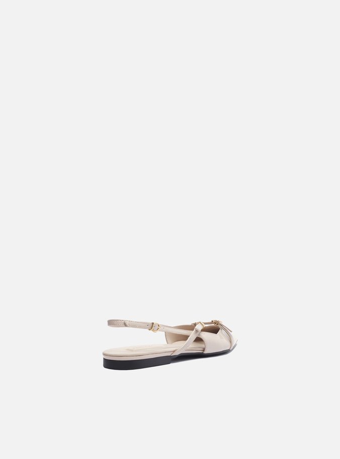 Sapatilha Nude Verniz Slingback Tiras Fivelas