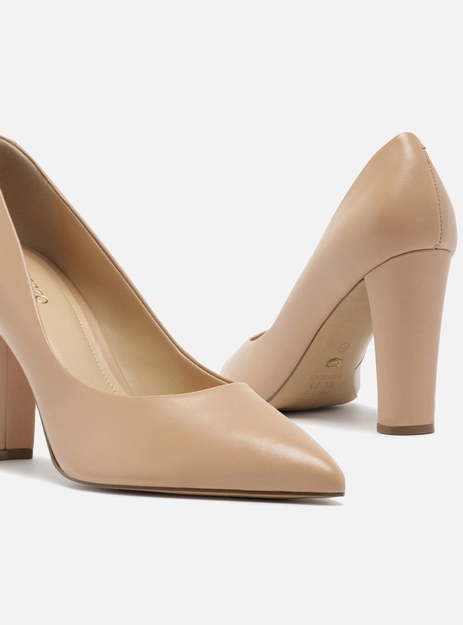 Scarpin Nude Couro Salto Alto Bloco Bico Fino