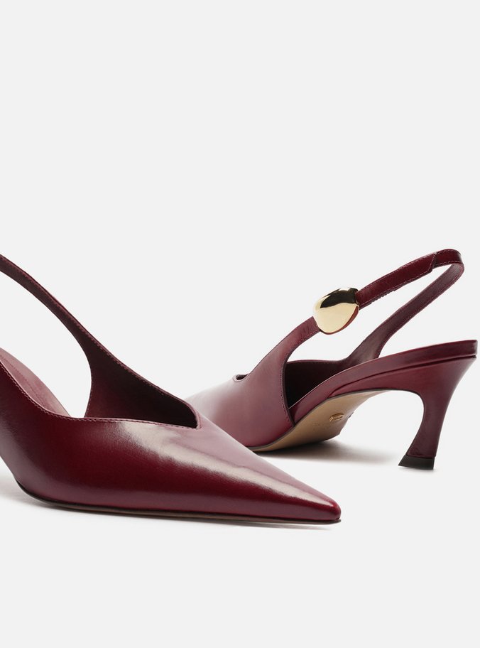 Scarpin Vermelho Couro Salto Kitten Metal