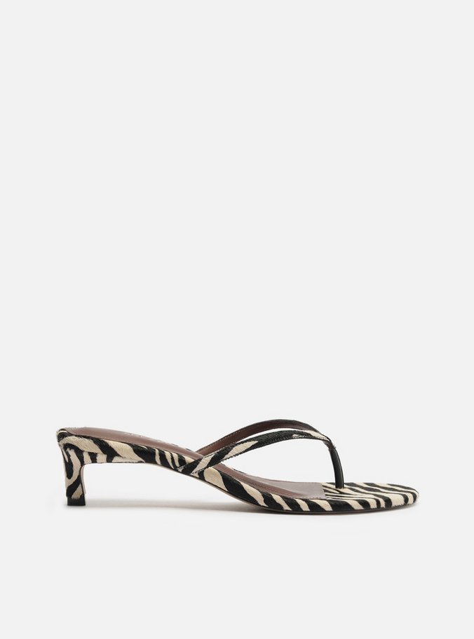 Tamanco Preto/Bege Salto Fino Pelo Zebra