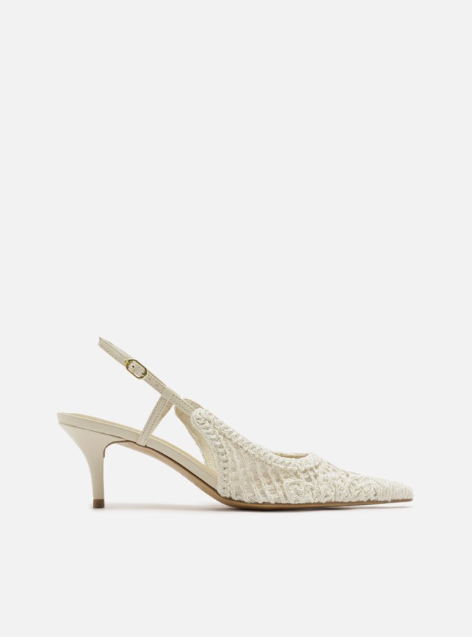 Scarpin Off White Bordado Salto Kitten Slingback