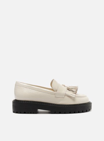 Mocassim Off-White Couro Tratorado Barbicacho Harper