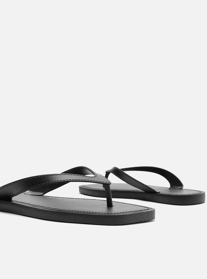 Chinelo de Dedo Preto Tira V Brizza