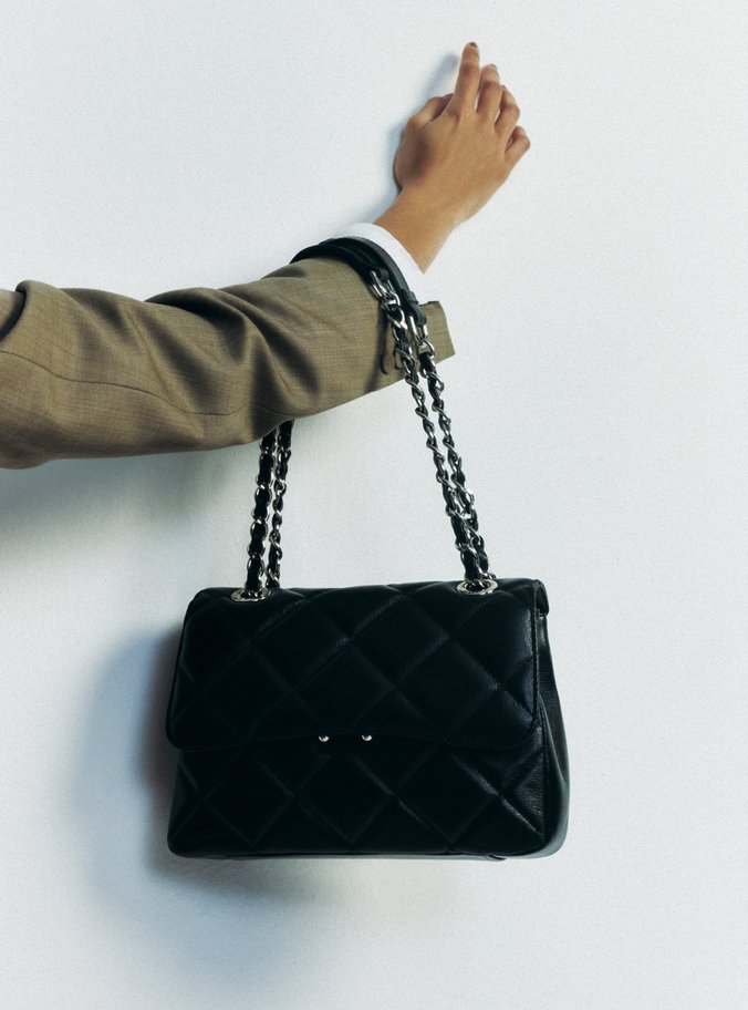 Bolsa Tiracolo Preta Couro Mizz Média