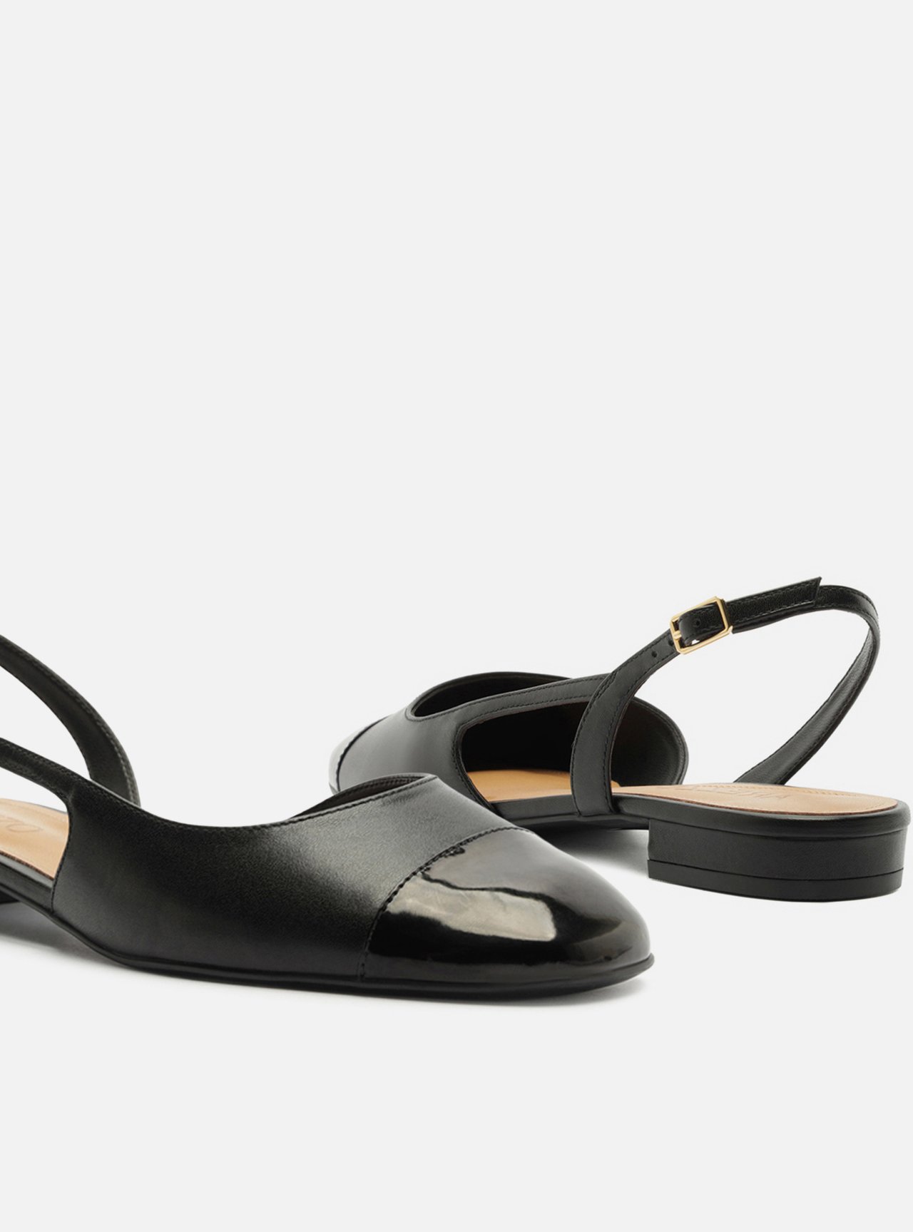 Sapatilha Preta Couro Slingback Cap Toe Verniz — foto 4