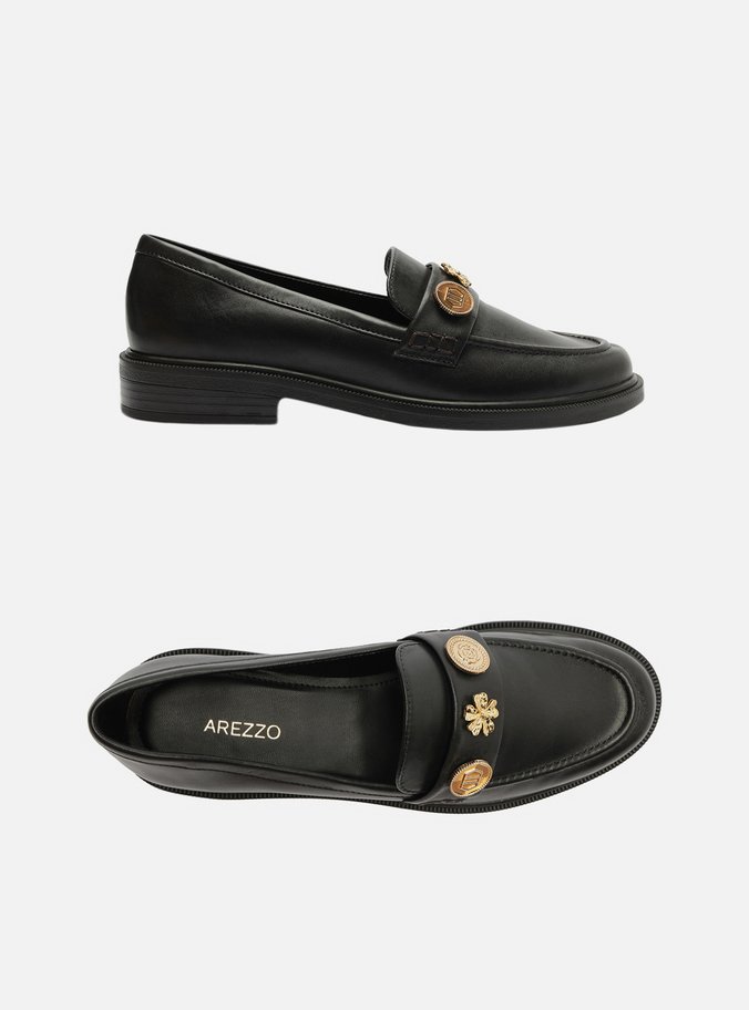 Mocassim Preto Couro Tira Metais
