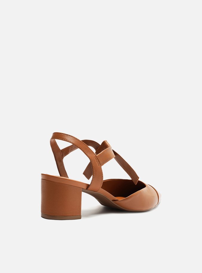 Scarpin Marrom Salto Bloco Amarração