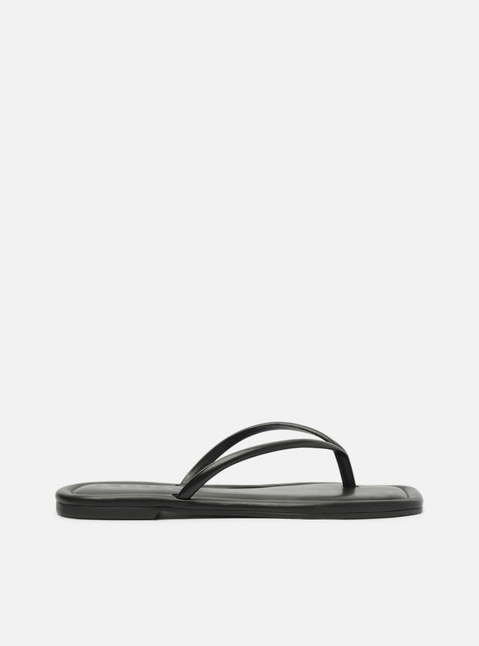Rasteira Preta Flip Flop Bico Quadrado