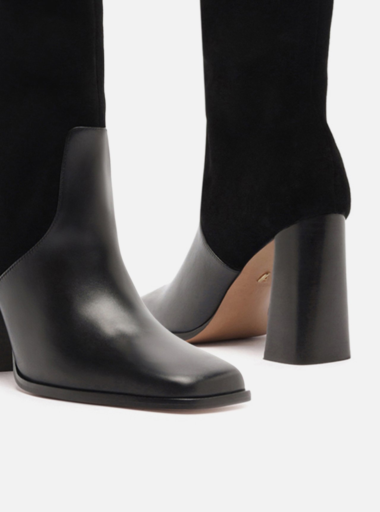 Bota Preta Cano Longo Salto Bloco Suede — foto 4