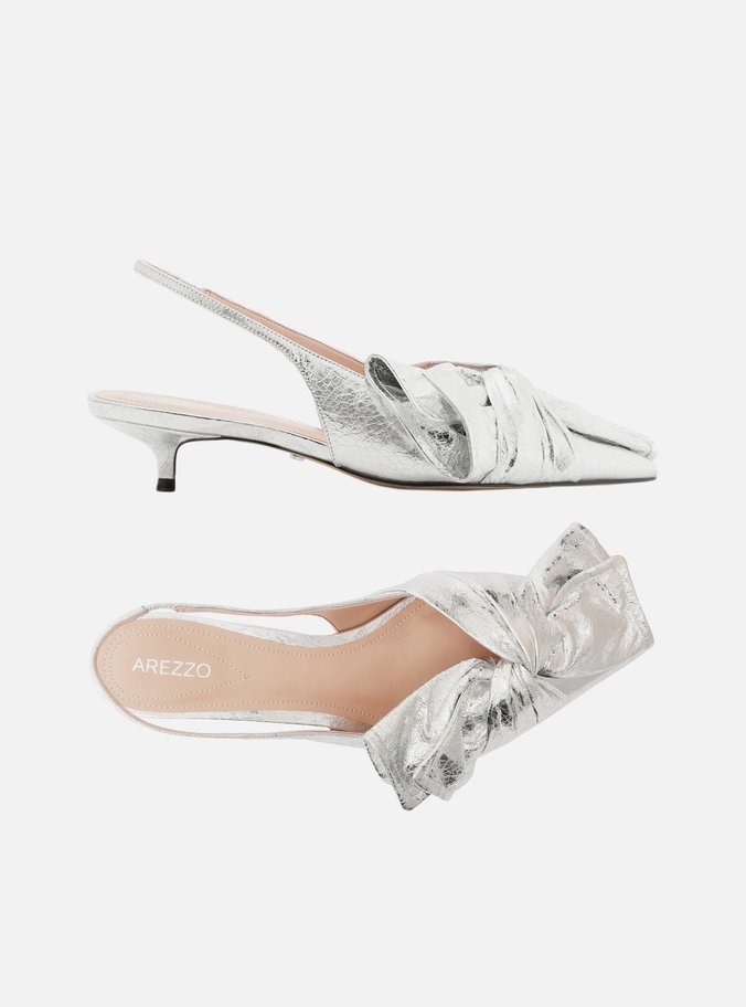 Scarpin Prata Couro Laço Nó Slingback