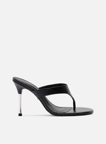 Sandália Preta Salto Alto Tira