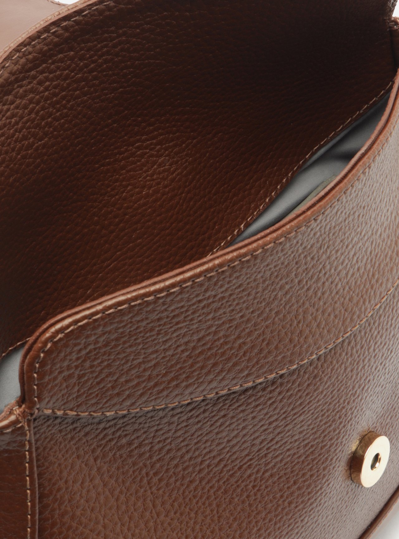 Bolsa Tiracolo Marrom Média Argola Metal — foto 4