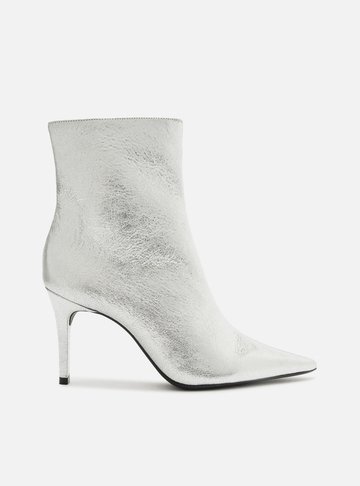 Bota Prata Couro Cano Curto Bico Fino