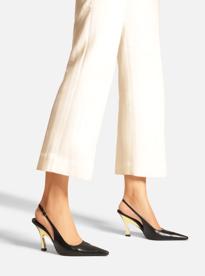 Scarpin Preto Couro Salto Alto Slingback