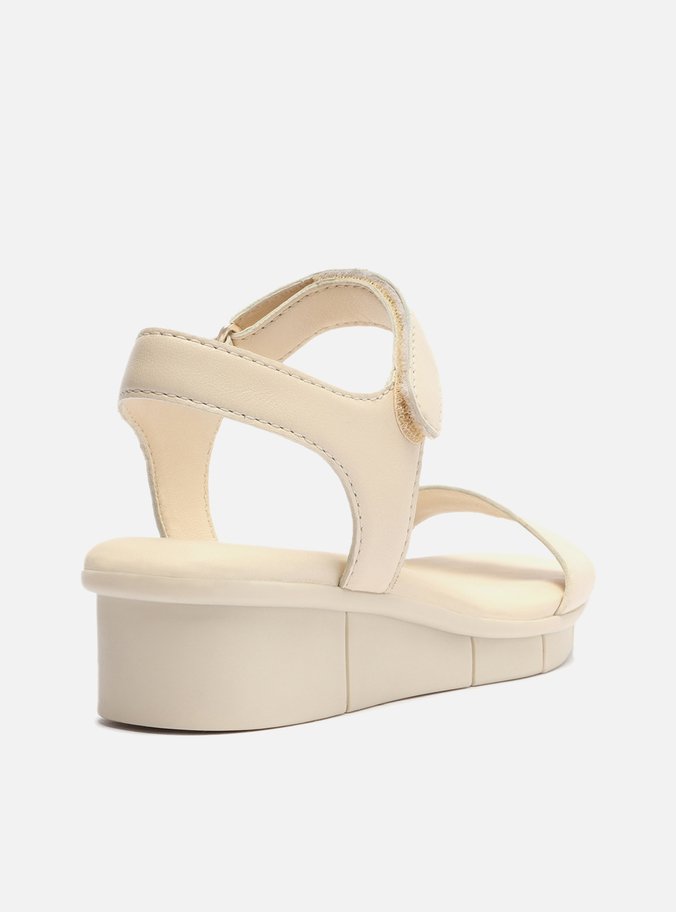 Sandália Off-White Couro Flatform Comfort