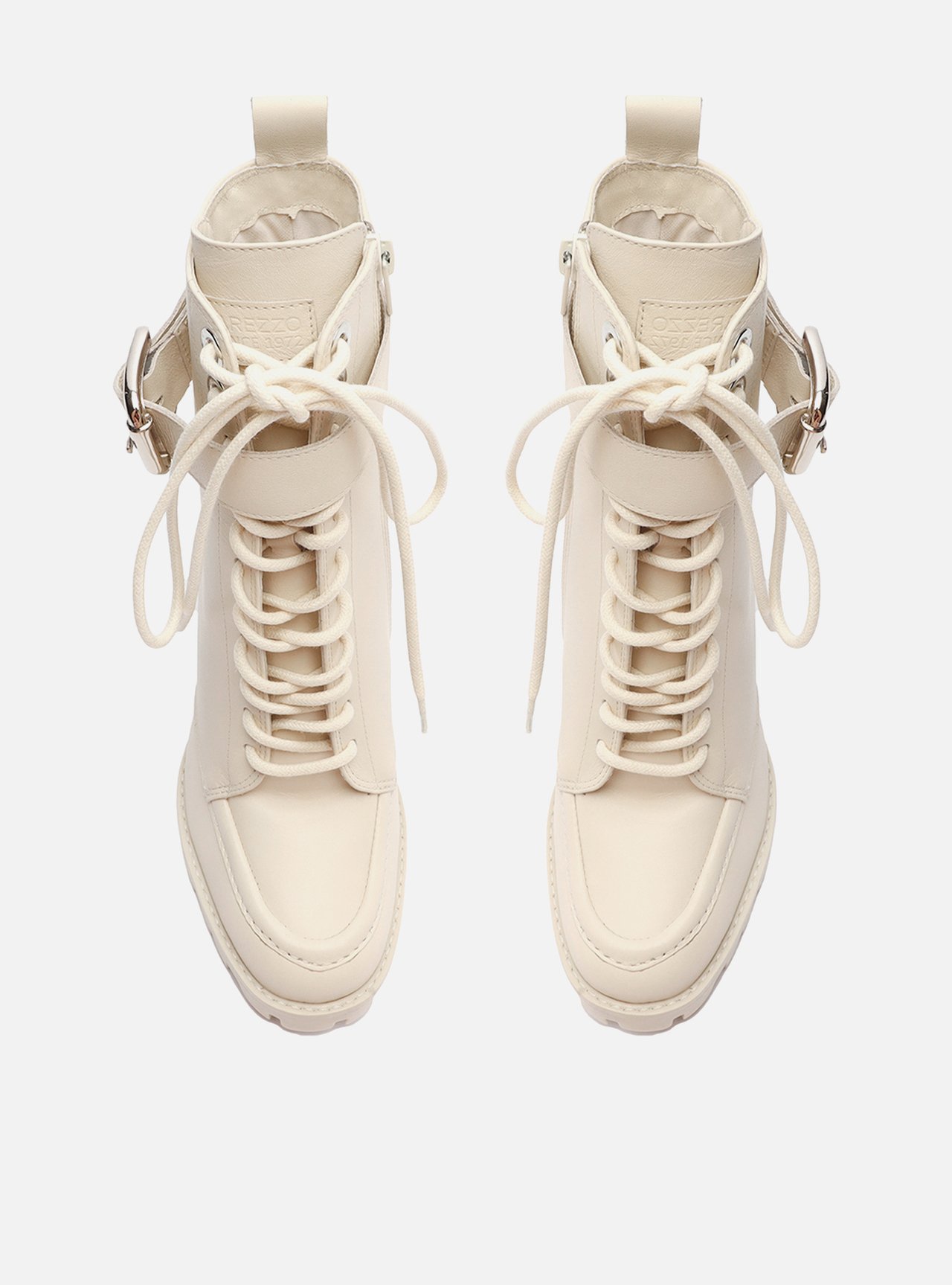 Bota Off-White Couro Cano Curto Tratorada — foto 5