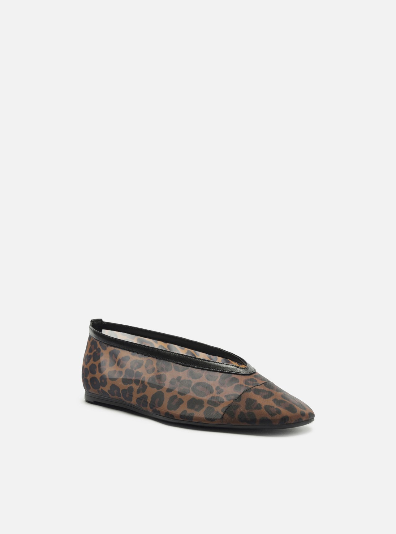 Sapatilha Animal Print Bico Redondo — foto 2