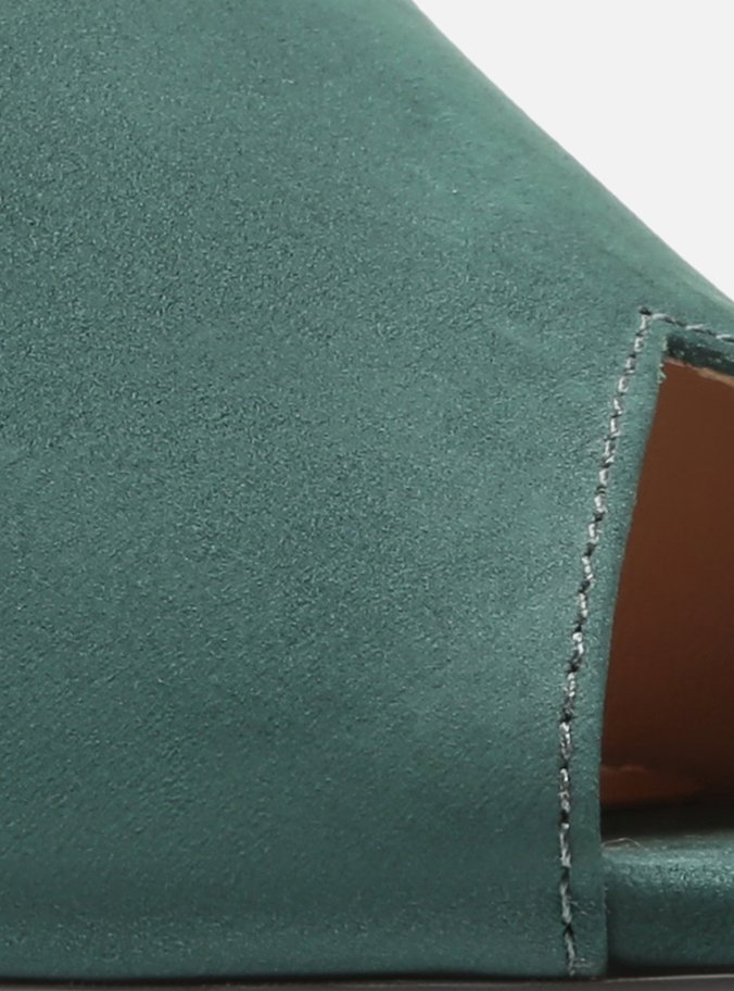 Mule Verde Nobuck Bico Folha