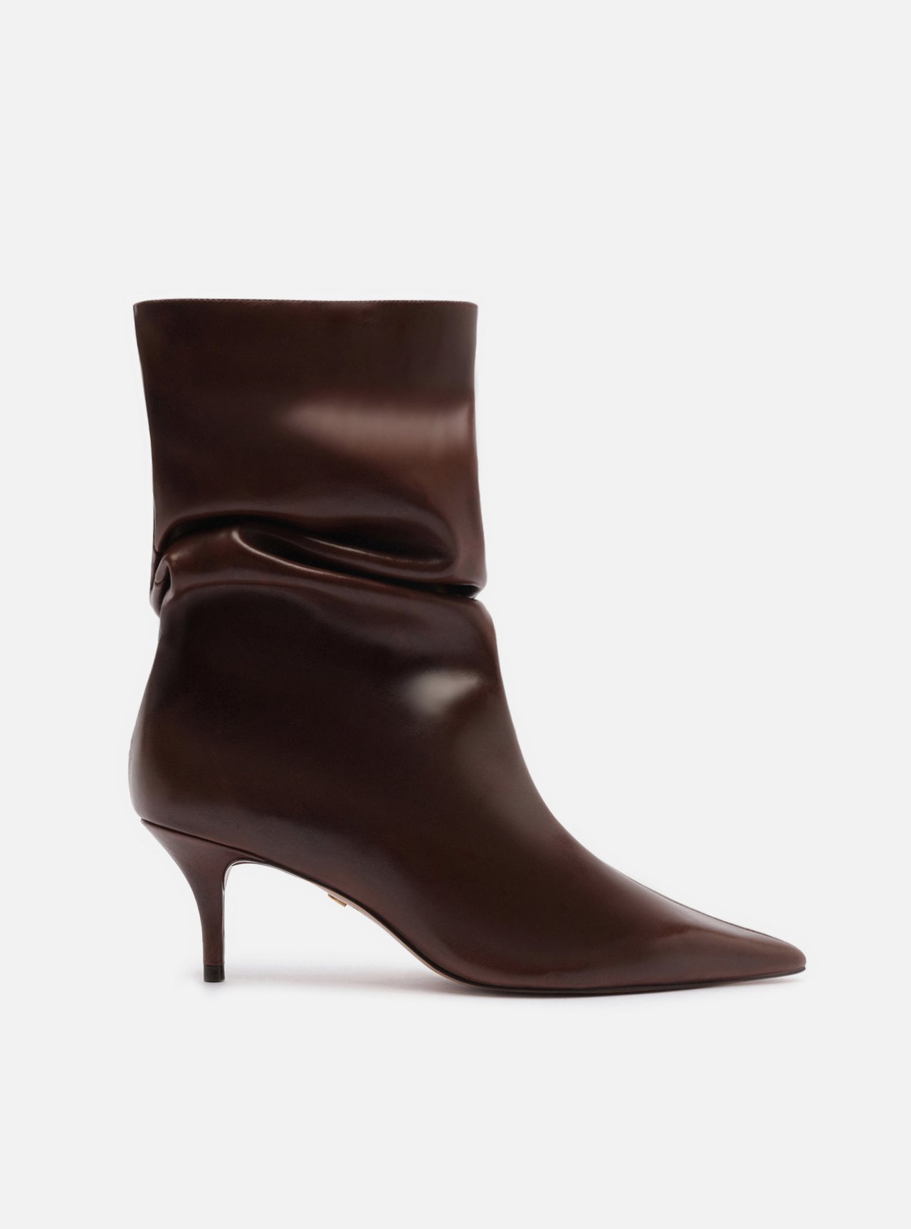 Bota Marrom Couro Salto Baixo Fino Slouchy — foto 1