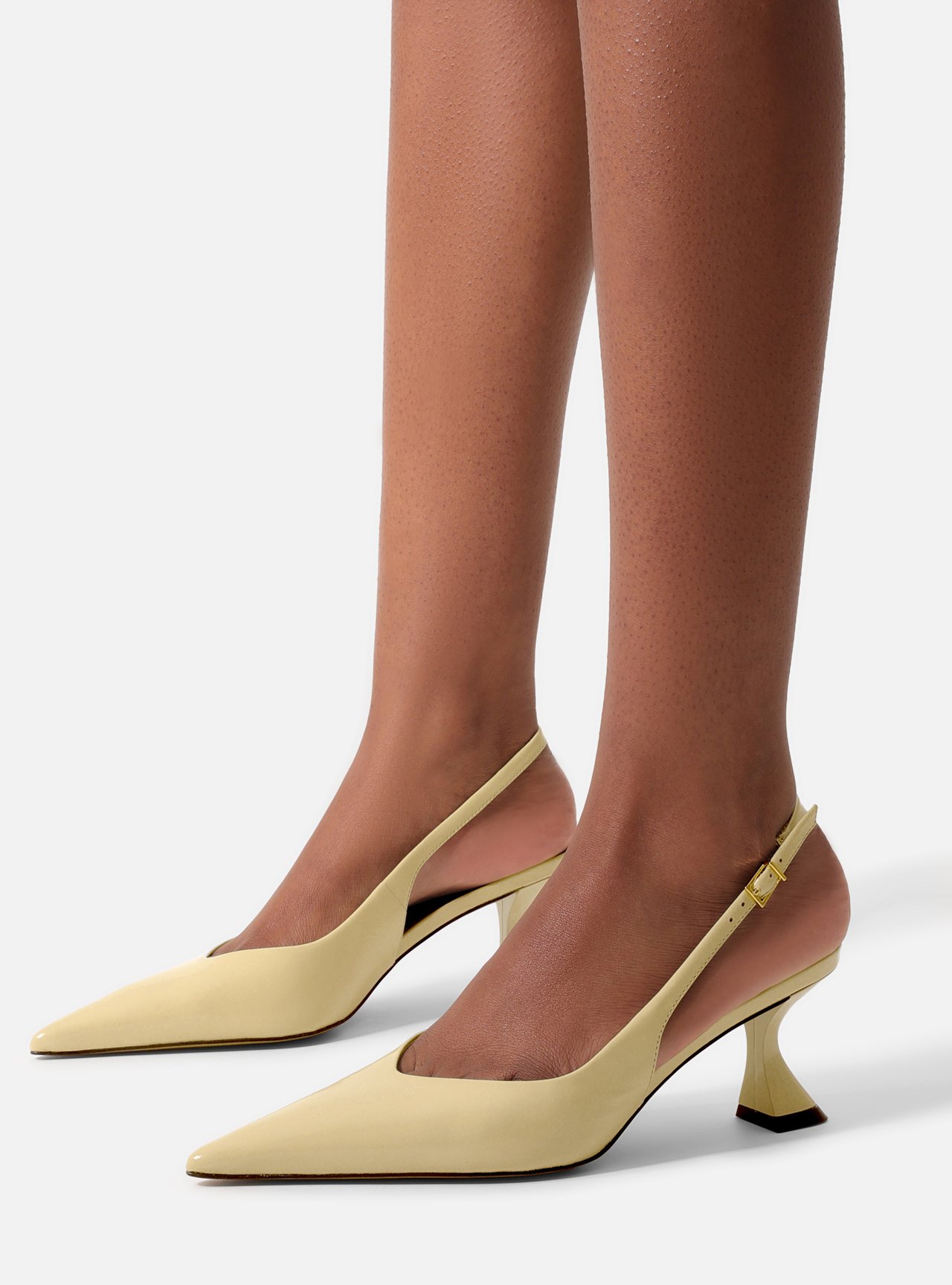 Scarpin Amarelo Couro Salto Geométrico Slingback — foto 6