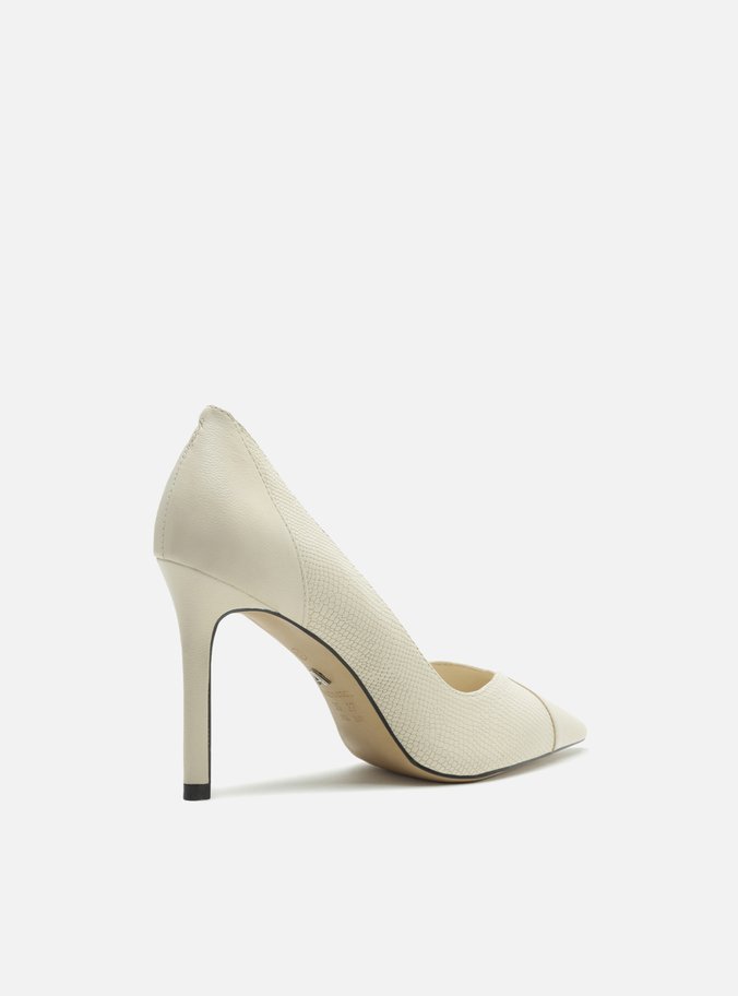 Scarpin Branco Snake Salto Alto Detalhe