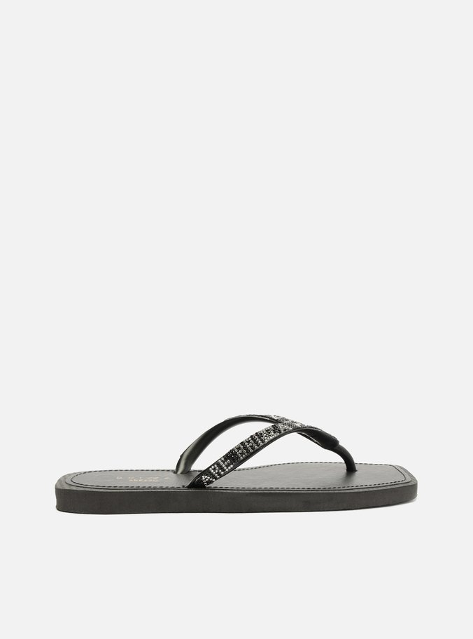 Chinelo de Dedo Preto Square Lettering Strass