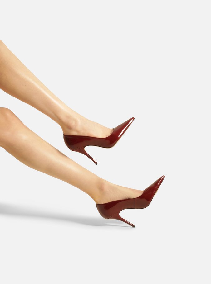 Scarpin Vermelho Couro Salto Fino Bico Fino